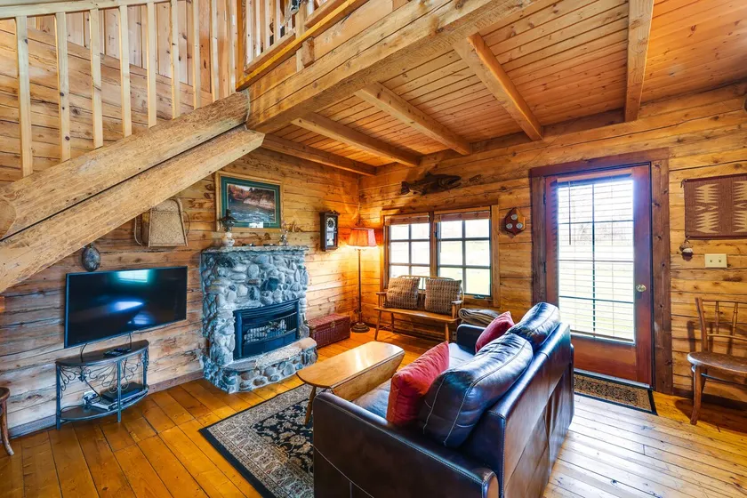 Private Hot Tub: 'Blue Sky Cabin' in Sequim - Image 1