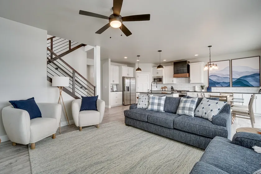 Family-Friendly Townhome ~ 2 Mi to Windsor Lake! - Image 1