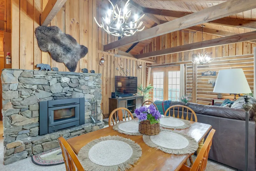 Murphy Cabin w/ Views < 1 Mi to Hiwassee Lake! - Image 1