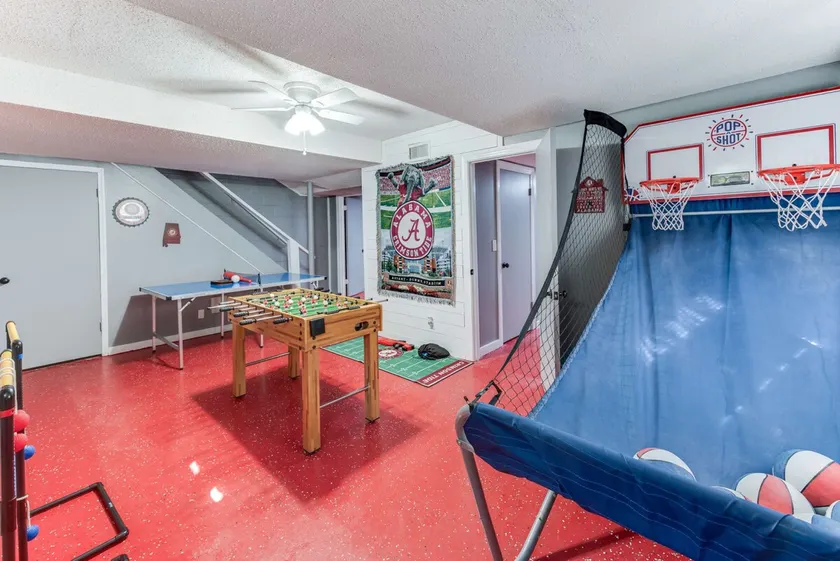 4 Bedrooms! Ping Pong, Basket Ball, Games, Large C - Image 1