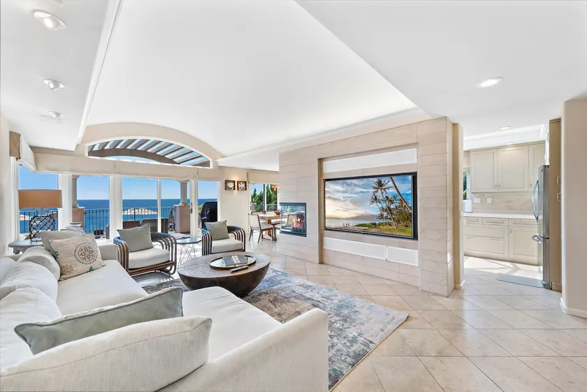 Highly upgraded Elegant Laguna Beach Villa. SC#2 - Image 1
