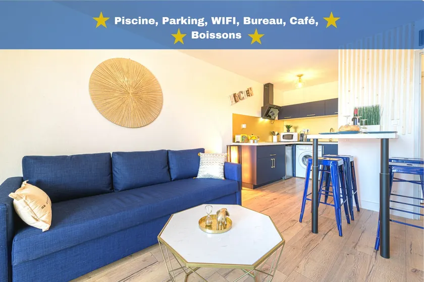 Le Bleu Nuit Piscine Parking Netflix Café - Image 1