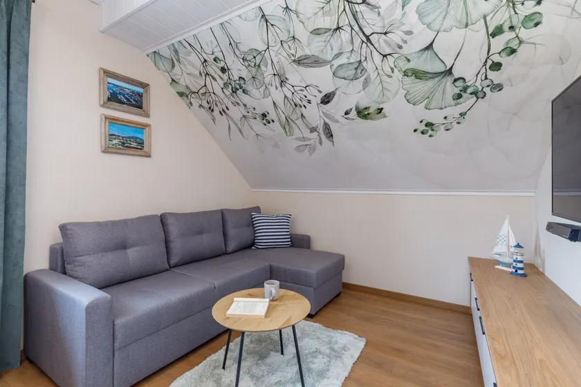 Marina Apartment with Garden | Air Conditioning - Image 1
