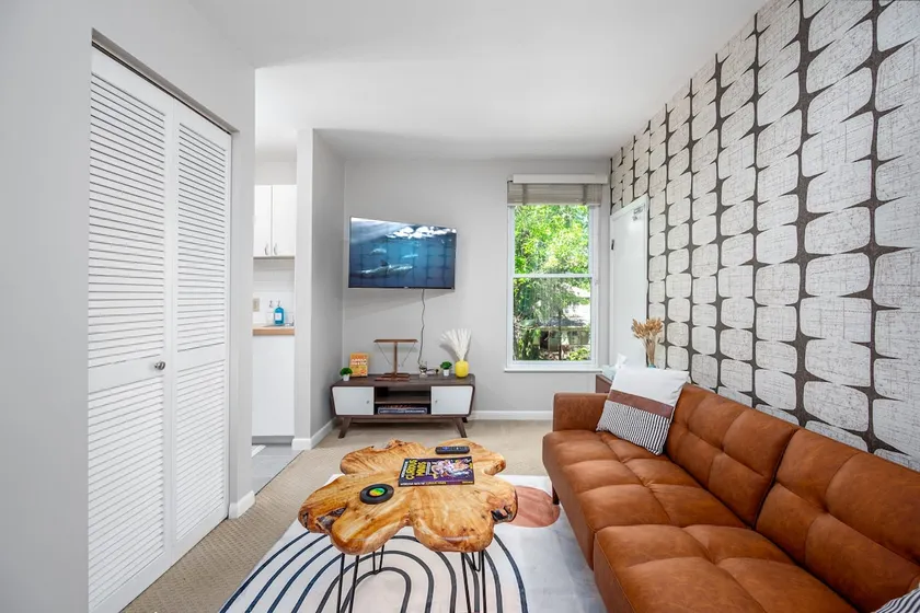 Charming Loft 5 Min Walk to Duke University - Image 1