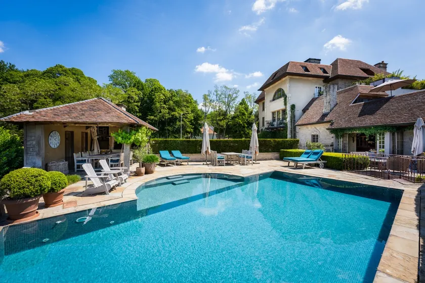 LeSable luxury vacation home - Image 1