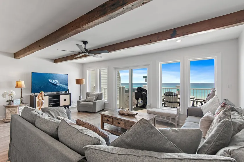 Little House on the Beach - Image 1