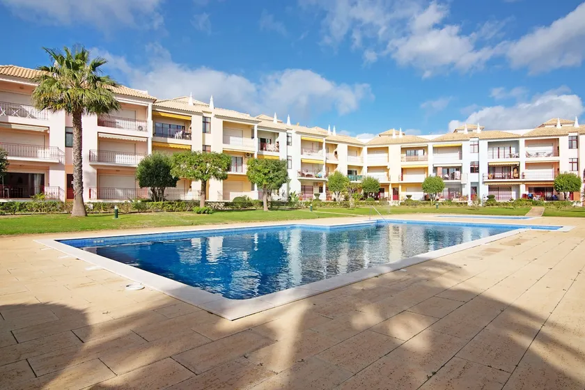 Appartamento \"Columbus Beach\" con vista mare, piscina in comune e Wi-Fi - Image 1
