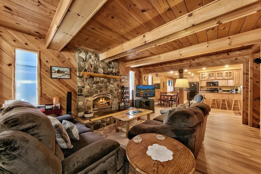 Deer Park 4 BR, 3BA, Spa Close to Heavenly - Image 1