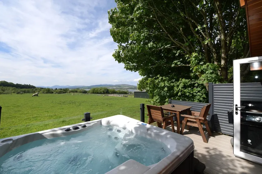 Lomond View - Image 1