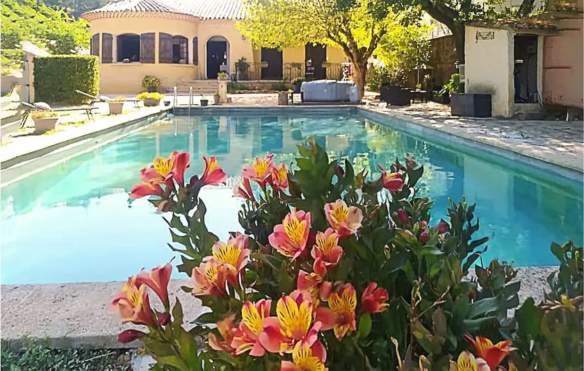 1 Bedroom Stunning Apartment In Mornas - Image 1