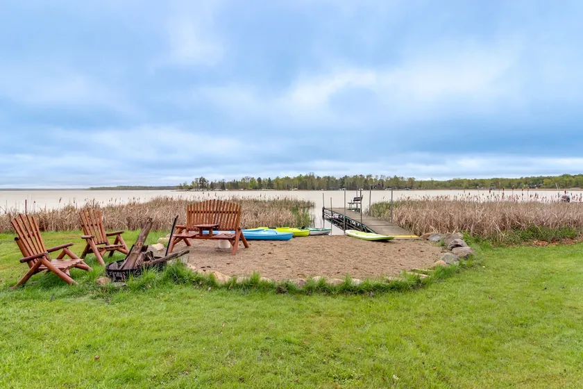 'Away at Moose Bay' Breezy Point Gem w/ Game Room - Image 1
