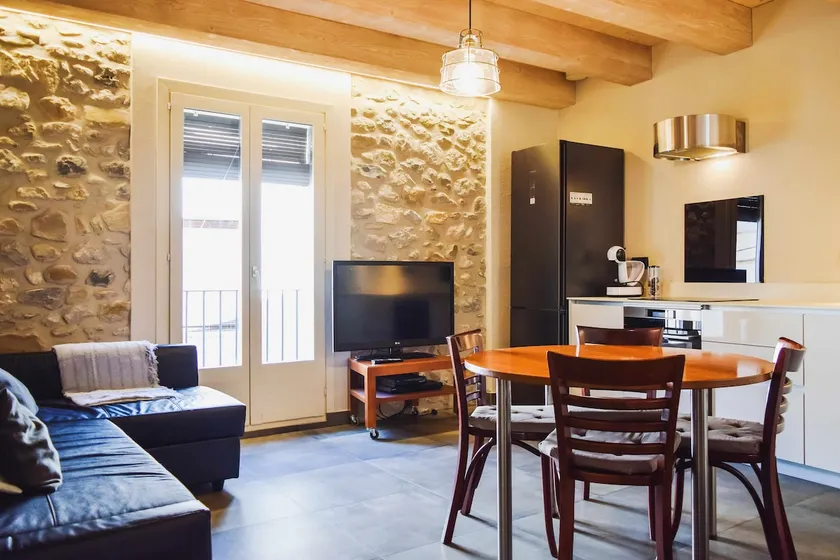 El Call Accommodations, El Call - L'Estudi - Image 1
