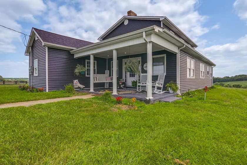 Quiet Kentucky Vacation Rental w/ Hot Tub - Image 1