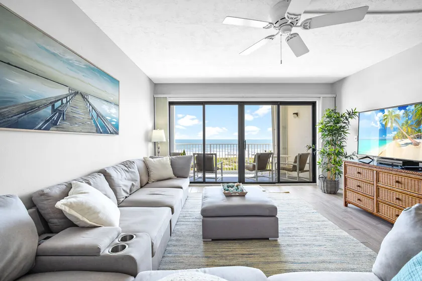 Spacious and Beautiful Direct Ocean Front Condo w/ Heated Pool and Hot Tub! - Image 1