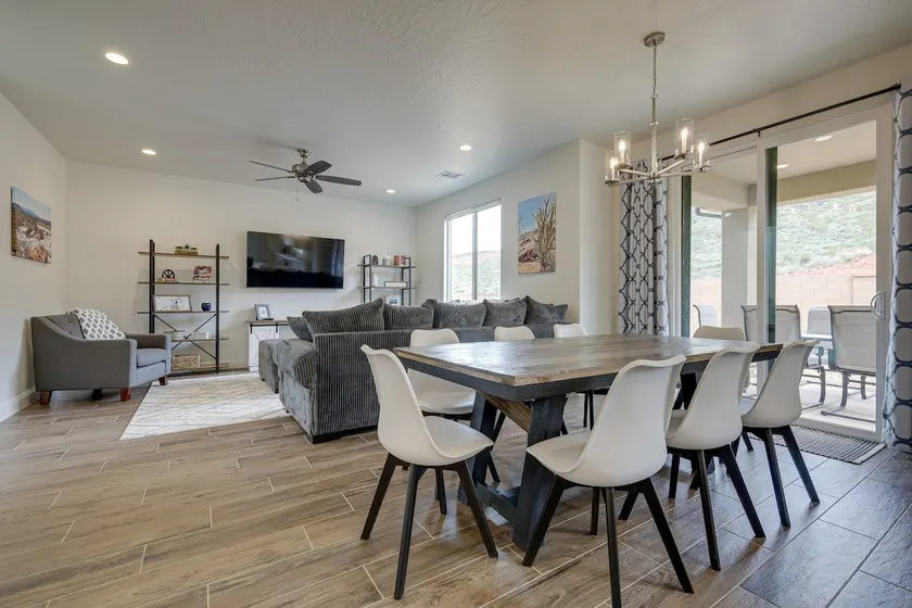 Sleek + Modern Home Rental Near Red Cliffs! - Image 1