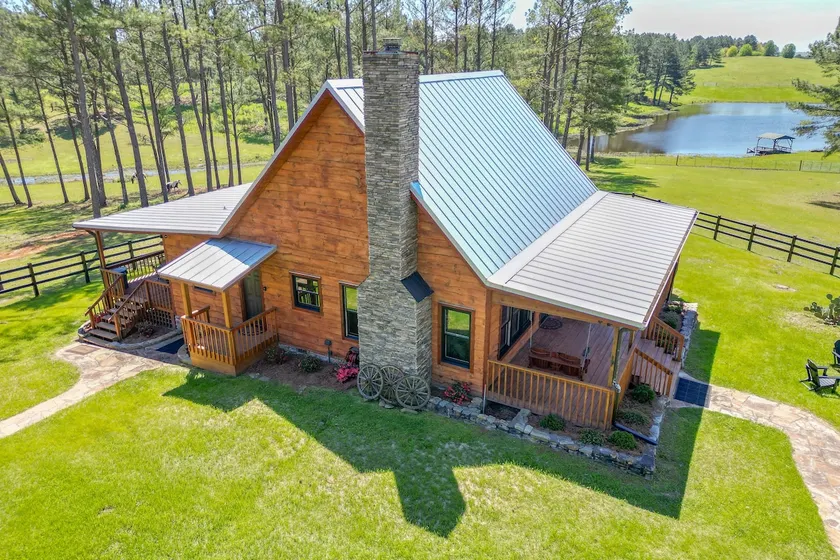 Spacious Alabama Retreat - Deck, Grill & Fire Pit! - Image 1