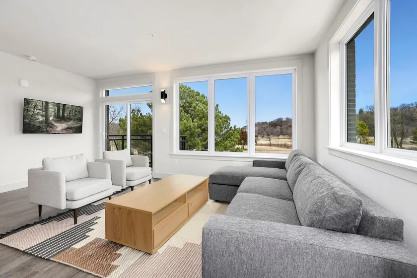 Long Shadow Loft - 2BR Steps from MTB Trails - Image 1