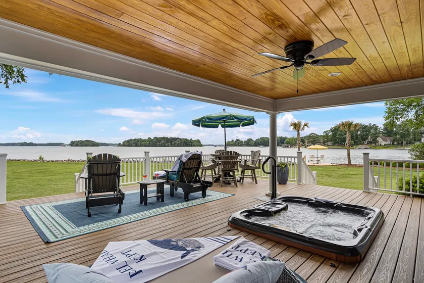 ”Reel Whale Kept” on Lake Norman - Image 1