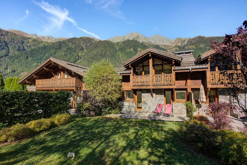 Chalet d'Olivier, Alpes Agency, Les Praz, Chamonix, Sleeps 8 - Image 1