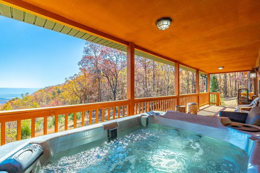 Secluded mountain cabin, hot tub, river views - Image 1