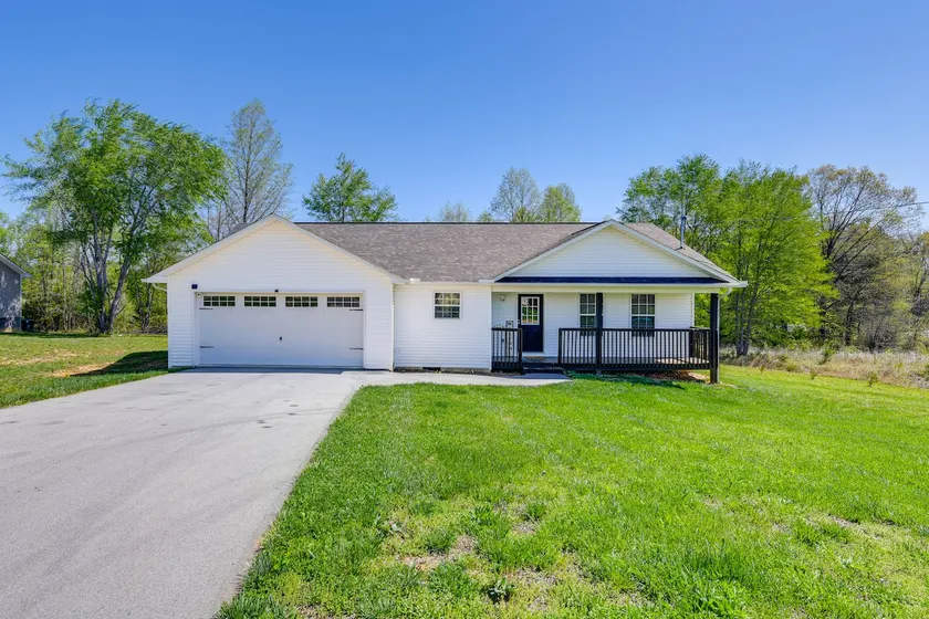 2 Mi to Douglas Lake, Boat Ramp: White Pine Home! - Image 1