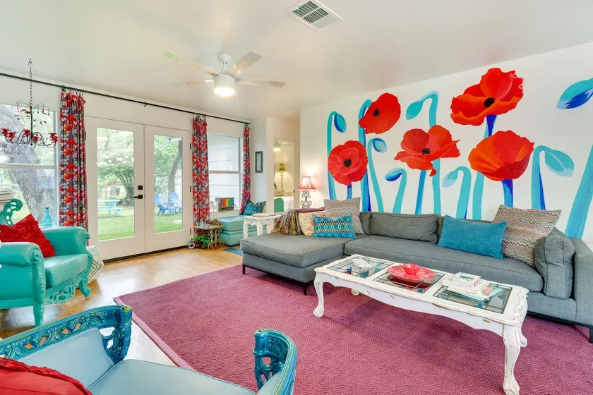 Contemporary Home - 1 Mi to Georgetown Square - Image 1