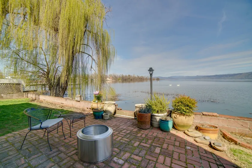 Waterfront Lakeport Rental Home w/ Private Dock! - Image 1