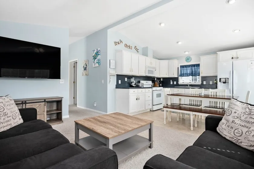 Snowbird Bay Cottage | Playground + Community Pool - Image 1