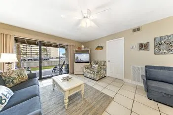 Seaside Beach & Racquet 2105 - Image 1