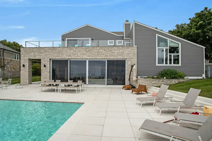 Dog-Friendly Lakefront: Private Pool & Hot Tub - Image 1