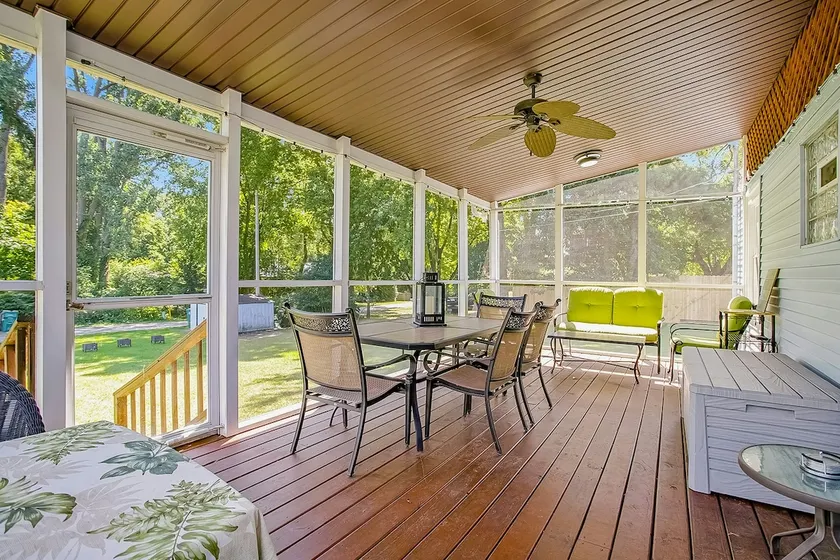 Enchanting Dog-Friendly Home with Grill & Firepit - Image 1