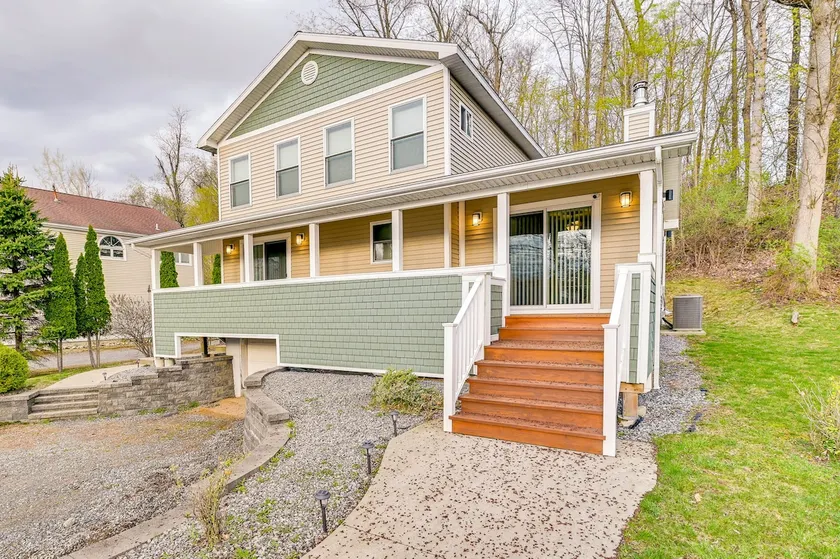 Saratoga Springs Vacation Rental w/ Lake Views! - Image 1