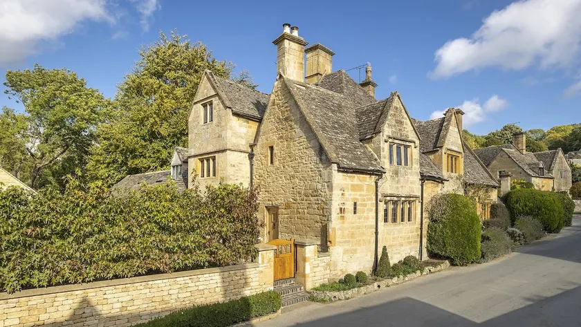 Stone Cottage - Image 1