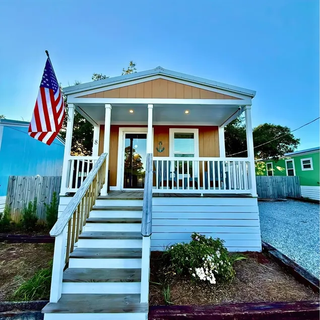 Sum Beaches Paradise Cottage 7 - Image 1