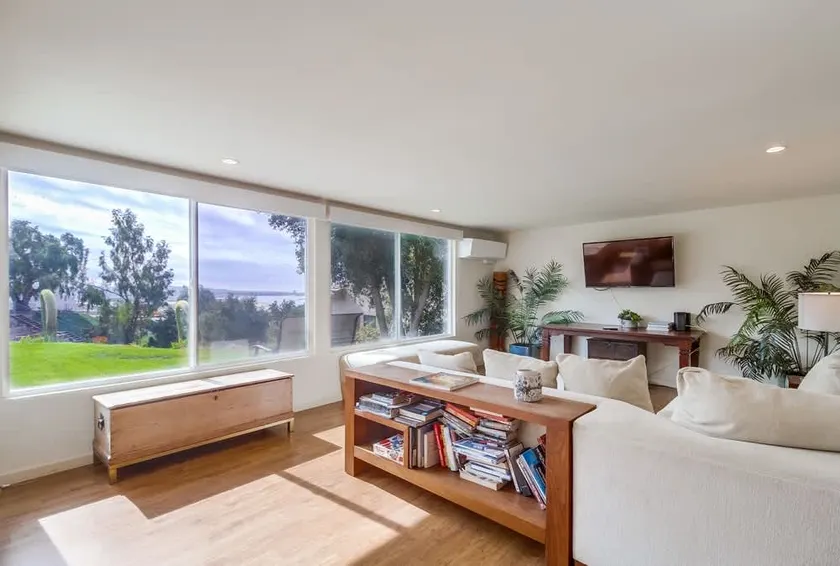 Best Ocean & Bay Views in SD Large Backyard Air Conditioning - Image 1