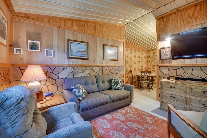Stargaze, Hike & Kayak: Cabin Near Copper Breaks! - Image 1