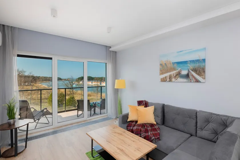 Paratroopers 10 | Elegant Apartment | Pool - Image 1