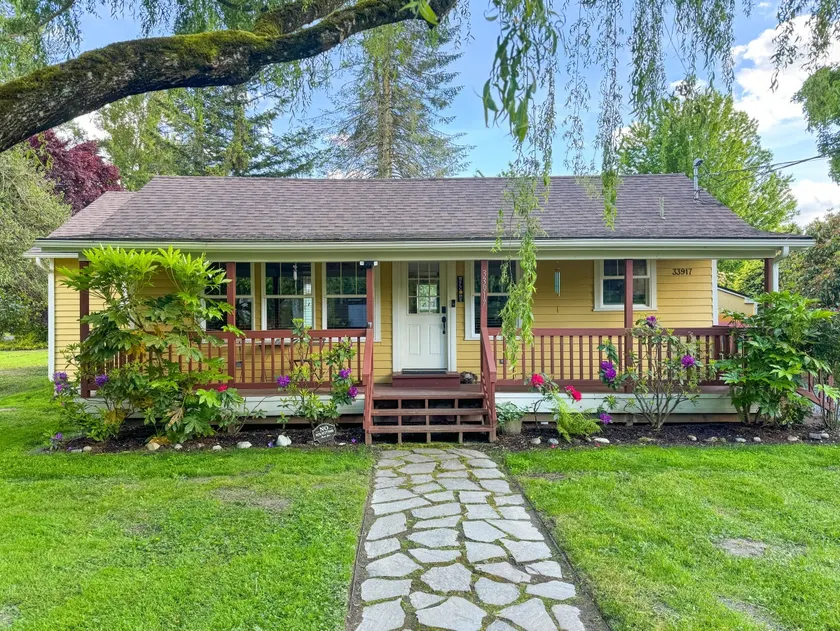 118 The Willow Tree Bungalow - Image 1