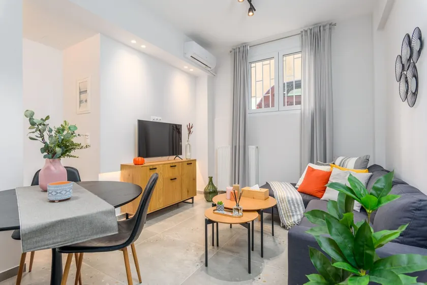 Penelope Charming 2Bedroom Apartment in Athens - Image 1