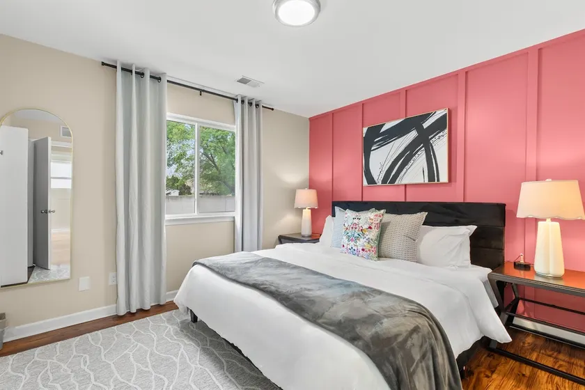 New! Comfortable 1BR Flat Near Downtown Roseville - Image 1