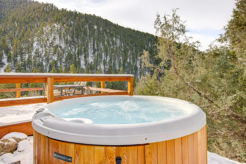 Secluded Livingston Retreat w/ Deck + Fire Pit! - Image 1