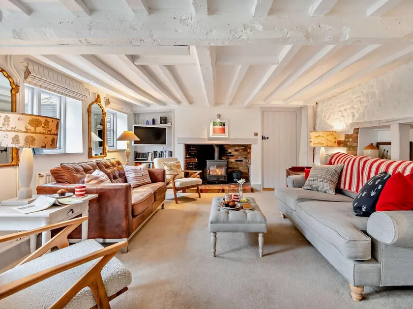 3 Bed in Brockenhurst oc-nfl82 - Image 1