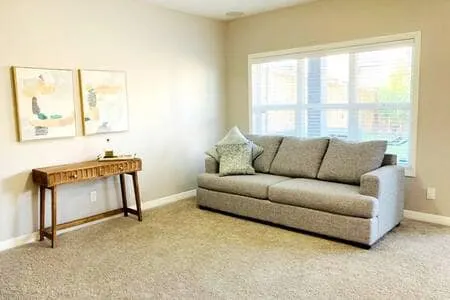 Mahogany Escape - Your Calgary Oasis - Image 1