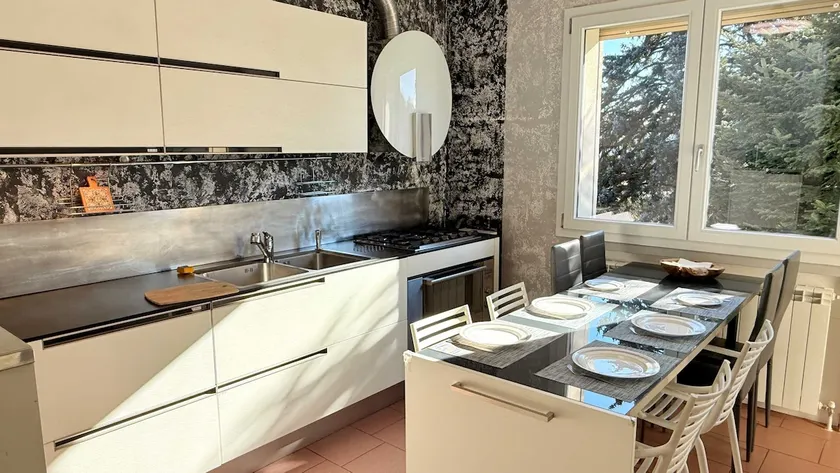 Apartment 3BR · Lakes · MXP · 24h Check-in Parking - Image 1