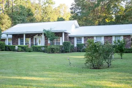 George's Country Retreat - Image 1