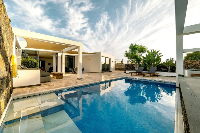 Casa Chani with heated pool in El Roque - Image 1