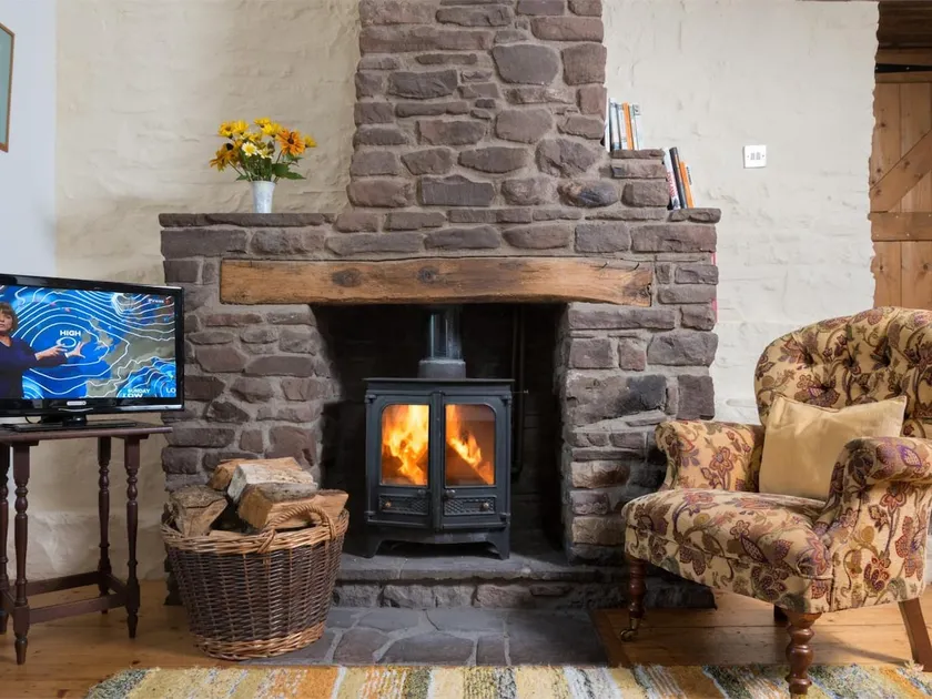 1 Bed in Crickhowell oc-bn079 - Image 1