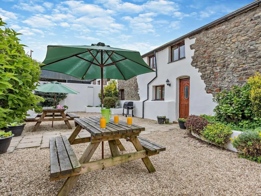 6 Bed in Bude oc-ploug - Image 1