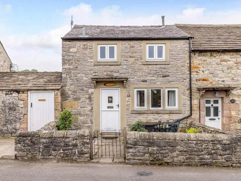 2 Bed in Bakewell oc-85314 - Image 1