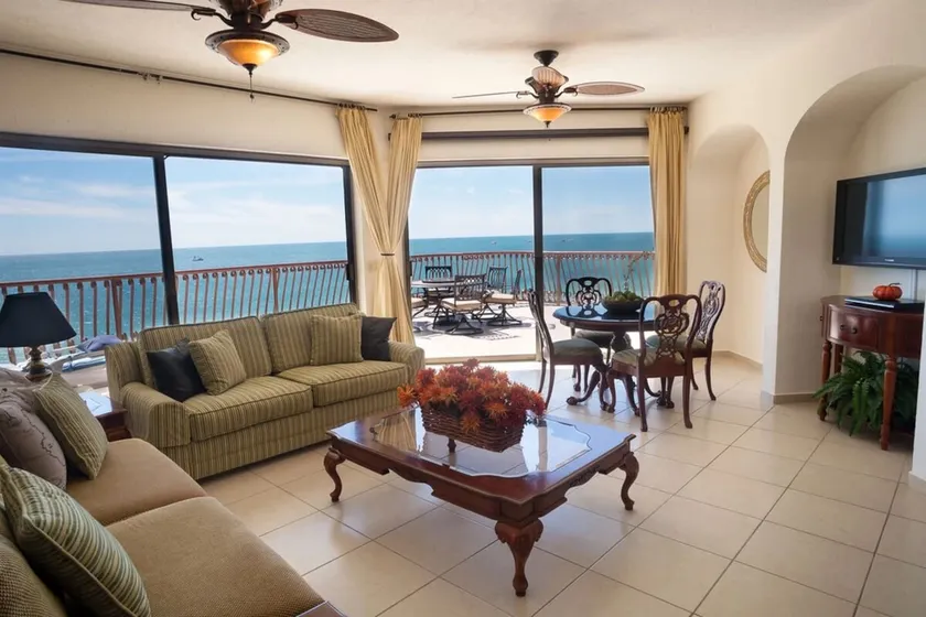 Luxurious Penthouse Sonoran Sun - Image 1